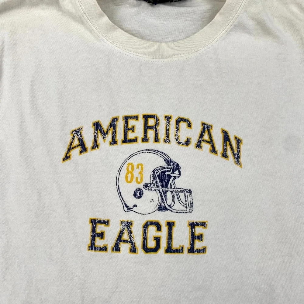American Eagle Football T-Shirt Mens Large White Helmet Graphic Cotton Pullover